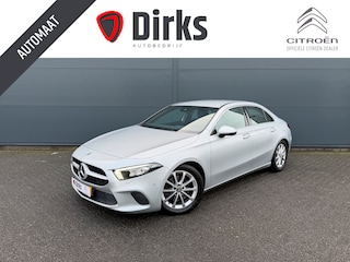 Mercedes-Benz A-klasse 220 Advantage (Automatische Airco - Navigatie - LED - Stoelverwarming - Camera - Parkeersensoren V+A)