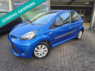 Toyota Aygo 1.0 VVT-i Now | 2E EIGENAAR | 12MND GARANTIE | NW AKP | AIRCO | ELEC RAMEN |