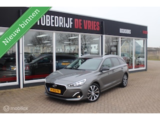 Hyundai i30 Wagon 1.4 T-GDI Premium Winterpakket/Lane-Assist
