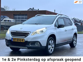 Peugeot 2008 1.2 PureTech Allure Navigatie*Cruise*Clima*Trekhaak*Parkeersensoren*LM velgen*