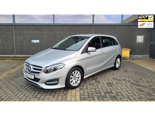 Mercedes-Benz B-klasse 180 122 pk Automaat Ambition *1e eigenaar*
