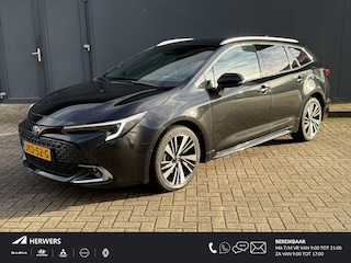 Toyota Corolla Touring Sports Hybrid 140 Dynamic Automaat / tot 10 jaar Garantie* / Winter Pakket  / All Season banden / Adaptief CC / Stuur-, Stoel en voorruitverwarming / Draadloze telefoon lader / Apple Carplay / Android Auto / Achteruitrijcamera /