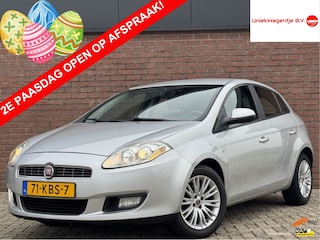 Fiat Bravo 1.4 T-JET DYNAMIC | NL-AUTO! | LEDER! | CRUISE!