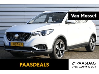 MG ZS Luxury 45 kWh Panoramadak | Leder | Stoelverwarming | Achteruitrijcamera | Navigatie | Apple Carplay/Android Auto