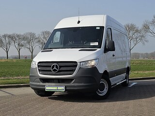 Mercedes-Benz Sprinter 311 L2H2 Mbux RWD!