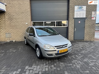 Opel Corsa 1.2-16V Rhythm