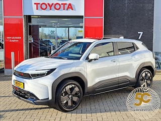 Toyota Urban Cruiser Executive 61 kWh 360-CAMERA PANORAMADAK JBL STOEL ELEK. VERSTELBAAR
