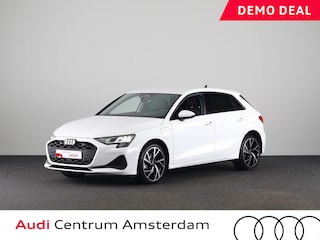 Audi A3 Sportback 40 TFSI e Pro Line 204pk | 18 inch Lichtmetalen velgen | Parkeercamera| Navigatie via App | Stoelverwarming