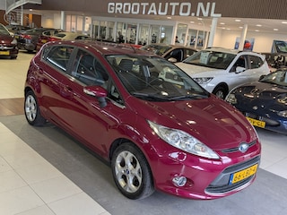 Ford Fiesta 1.4 Titanium Automaat Airco, Cruise Control, Trekhaak, Stuurbekrachtiging