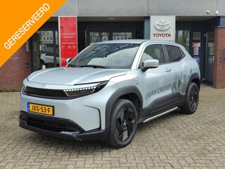 Toyota Urban Cruiser DYNAMIC 61 kWh NIEUW! STOELVERW BLIND SPOT KEYLESS PARK-SENSOREN CAMERA KEYLESS NAVI AD-CRUISE APPLE/ANDROID