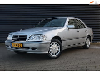 Mercedes-Benz C-klasse 240 ELEGANCE / ELEKTRISCHE RAMEN / AIRCO / ORIGINELE STAAT!