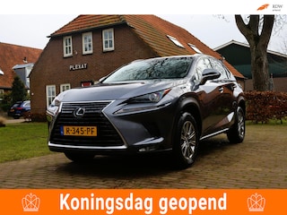 Lexus NX 300h Aut. | Lederen Interieur | Rijbaanbegeleiding | Stoelverwarming | Xenon | Historie | Apple Car Play | Orig. NL |
