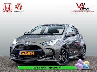 Toyota Yaris New 1.5 Full Hybrid First Edition Automaat | Adaptieve cruise control | Carplay | Achteruitrijcamera | licht/regensensor | DAB+
