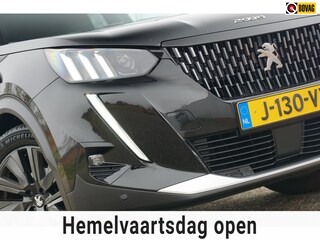 Peugeot 2008 1.2 PT GT-Line | Noir Perla Nera | AppleCarplay/Nav/Cruise/Stoelverwarming/Camera - Sportief!