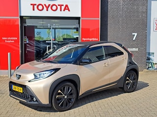 Toyota Aygo ENVY CABRIO PDC STOELVERWARMING ELEKTRISCH VOUWDAK ZWARTE VELGEN