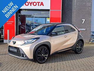 Toyota Aygo ENVY CABRIO PDC STOELVERWARMING ELEKTRISCH VOUWDAK ZWARTE VELGEN