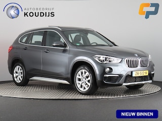 BMW X1 sDrive20i High Executive (NL-Auto / Incl. zomerset / Afn. Trekhaak / Pano / Camera)