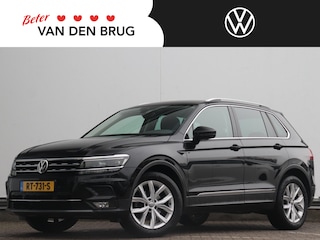 Volkswagen Tiguan 1.4 TSI ACT Highline | Wegklapbare trekhaak | Elektrische kofferbak | Stoelverwarming | Adaptive cruise control | Parkeersensoren voor & achter |