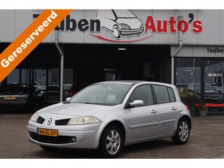 Renault Mégane 1.6-16V Business Line Cruise control, Panoramadak, Radio cd speler, Lichtmetalen wielen
