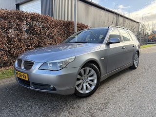 BMW 5-serie Touring 523i Executive / AUTOMAAT / LEER / NAVI / CRUISE