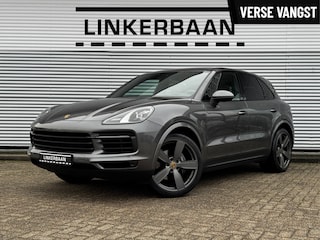 Porsche Cayenne 3.0 E-Hybrid | Panodak | Sport Chrono | Luchtvering | Bose | 22 inch |