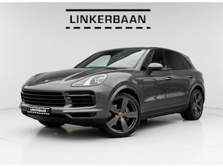 Porsche Cayenne 3.0 E-Hybrid | Panodak | Sport Chrono | Luchtvering | Bose | 22 inch |