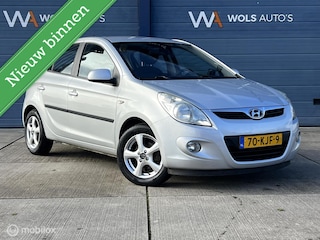 Hyundai i20 1.4i DynamicVersion / AUTOMAAT / DEALER ONDERH. / 2e EIG!