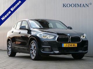 BMW X2 xDrive25e High Executive 220 Pk Automaat Navi / DAB / Leer / Apple Carplay / Camera