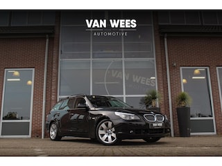 BMW 5-serie Touring 545i High Executive | Head-up display | Cruise control adaptief | Stoelventilatie + verwarming | Achterbankverwarming | Xenon | Panoramadak | Sportstuur