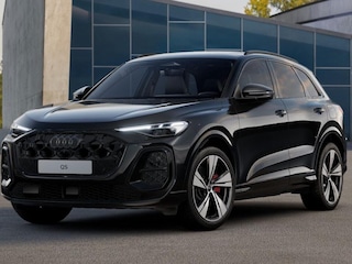 Audi Q5 S edition Competition e-hybrid 270 kW/367pk | Luchtvering | 21 inch | Pano | Tech Pro | B&O |
