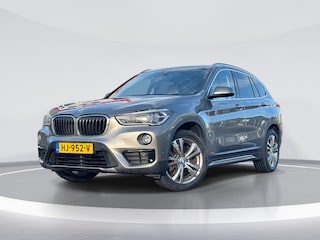 BMW X1 sDrive20i |PANO|TREKHAAK|MEMORY|STOELVERW.|ORG.NL|NAP|