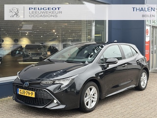 Toyota Corolla 1.8 Hybrid Dynamic Limited | Automaat | Navigatie | Afneembare Trekhaak | LED Verlichting | Camera | Parkeersensoren | Lichtmetalen Velgen | Digitaal Dashboard | Climate Control | Keyless Start | DAB Radio | Apple Carplay |