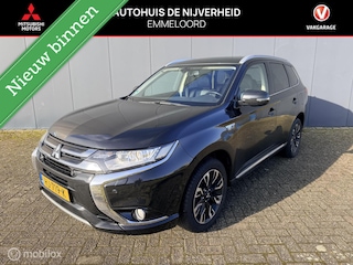Mitsubishi Outlander 2.0 PHEV Executive Edition|leer|Navi|allseason banden
