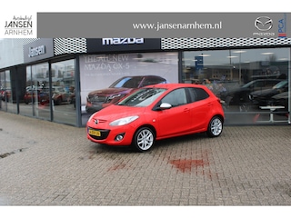 Mazda 2 1.3 Silver Edition , Navi, Clima, Cruise, Stoelverwarming, All Season, LMV 16 Inch, Bluetooth, Radio