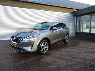 Nissan Qashqai 1.3 MHEV Xtronic Premiere Edition panoramadak lage km