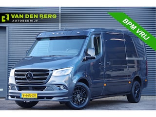 Mercedes-Benz Sprinter 319 3.0 CDI V6 L2H1 AUT. LED, 2X SCHUIFDEUR, 3.5T TREKHAAK, MBUX 10'', 360 CAMERA, STOELVERWARMING, VOORRUIT VERWARMING, LEDER STUUR, NL AUTO, NAP