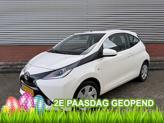 Toyota Aygo 1.0 VVT-i x-play | Automaat | Camera |