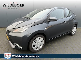 Toyota Aygo 1.0 VVT-i x-play 5 Drs + NAVIGATIE + AIRCO + CAMERA + ELEK RAMEN