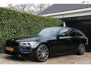 BMW 5-serie Touring 530i Executive | M-pakket | ACC | HUD | Stuur- stoelverwarming