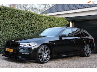 BMW 5-serie Touring 530i Executive | M-pakket | ACC | HUD | Stuur- stoelverwarming