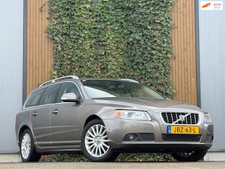 Volvo V70 3.0 T6 AWD Momentum|LEDER|TREKHAAK