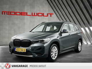 BMW X1 sDrive18i High Exe/Leder/Pano-dak/LED/Stuurv+Stoelv/Climate /Navi