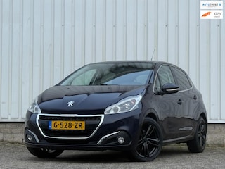 Peugeot 208 1.2 PureTech Roland Garros,Automaat,1e Eigenaar,Climate,Navi,Camera,Cruise,PDC,Apk tot 29-06-2026!