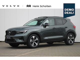 Volvo XC40 B4 Plus Dark Visual Park Assist (incl. 360º view) | Schuif-/Kanteldak | Lichtmetalen Velgen 19"| Extra Getint Glas | Apple Carplay/Android Auto | Premium Audio by Harman Kardon | Electronic Climate Controle