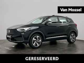 MG ZS Standard Range Luxury 50 kWh | Automaat | Panoramadak | Leder | Navigatie | Airco | Achteruitrijcamera | Apple Carplay / Android Auto | Stoelverwarming | Lichtmetalen Velgen |