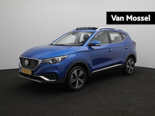 MG ZS Luxury 45 kWh | Panoramadak | Leder | Stoelverwarming | Camera | Carplay |
