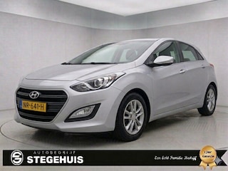Hyundai i30 1.6 GDi GO!