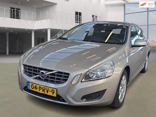 Volvo V60 2.0T Kinetic AUT NAVI PSENSOR LEDER 2 X SLEUTELS