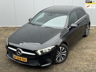 Mercedes-Benz A180 BUSINESS SOLUTION STOELVERWARMING FULLSCREEN DAB+ NAP HALF LEDER