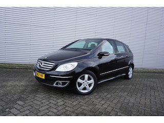 Mercedes-Benz B-klasse 200 Climate / Cruise / Elektr. ramen / Trekhaak / Lm velgen / NAP